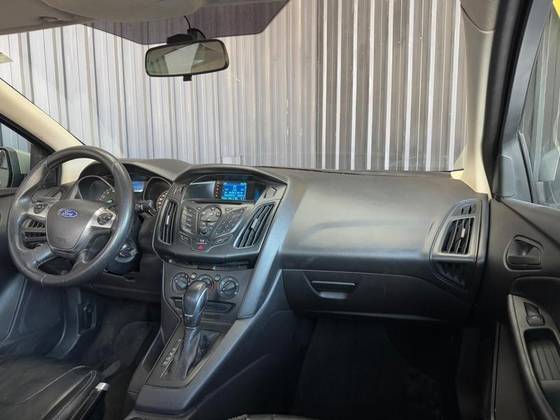 FORD FOCUS 2.0 S SEDAN 16V FLEX 4P POWERSHIFT FORD FOCUS 2.0 S SEDAN 16V FLEX 4P POWERSHIFT